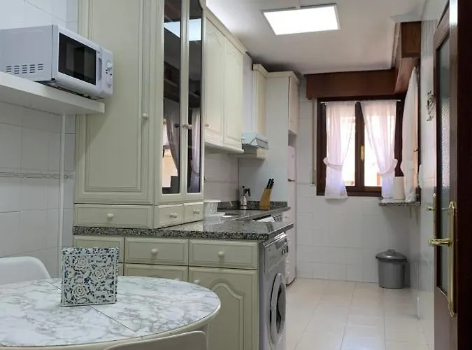 En Cerca De La Playa. *