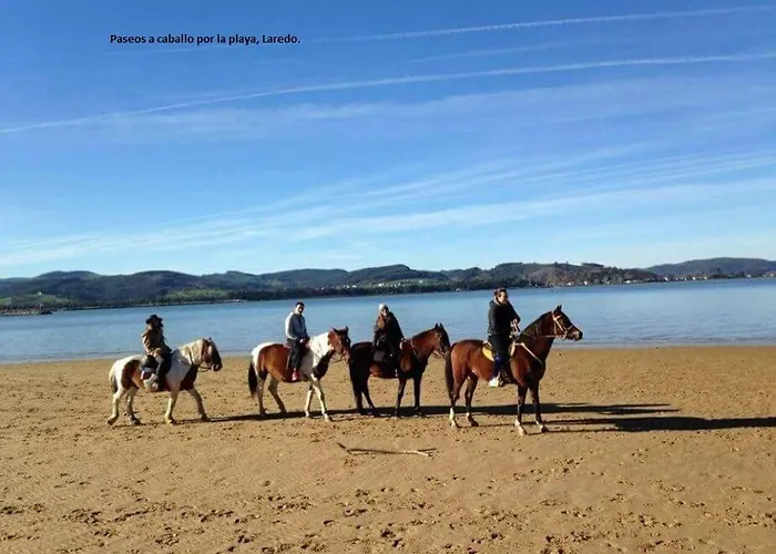 En Cerca De La Playa. Vakantiehuis Laredo