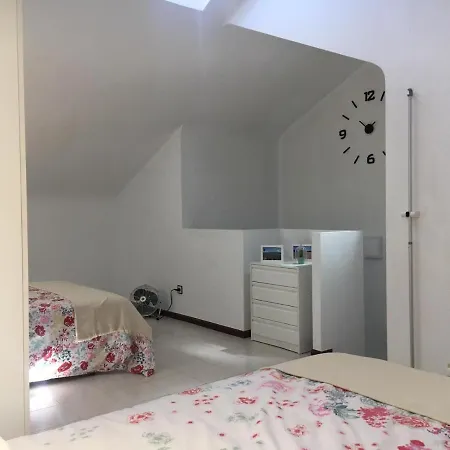 En Cerca De La Playa.