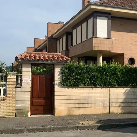 Hébergement de vacances En Cerca De La Playa. *